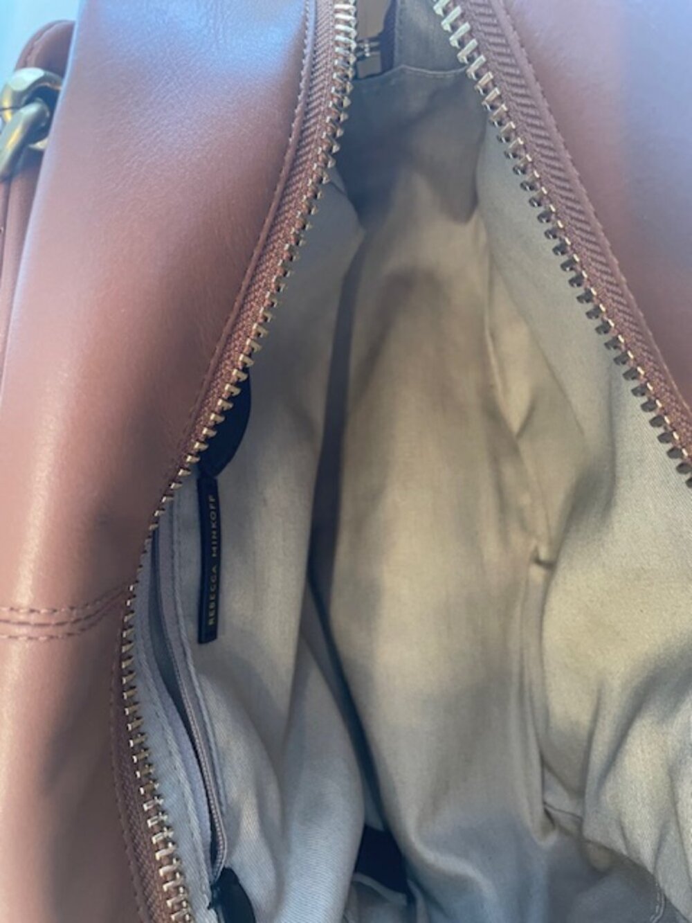 Rebecca Minkoff Edie Maxi Leather shoulder Bag in caramel - Picture 5 of 5